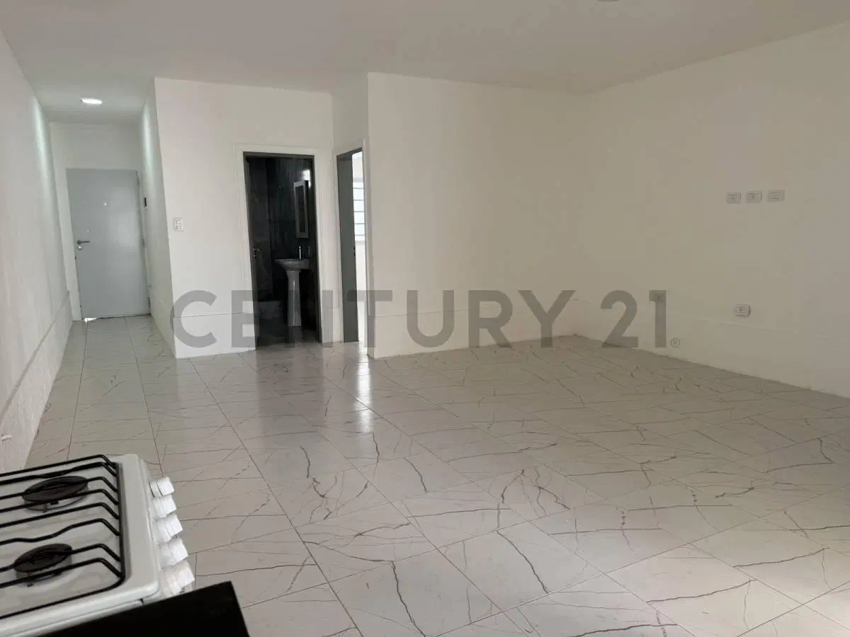 Ph en venta con pileta y cochera en San Carlos La Plata 4