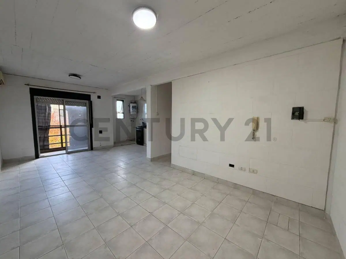 Departamento en alquiler en Gonnet 2