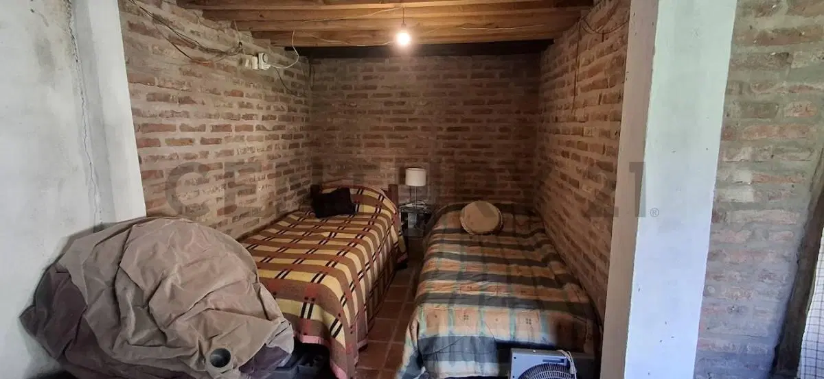 Casa quinta con quincho y pileta. San Vicente 3