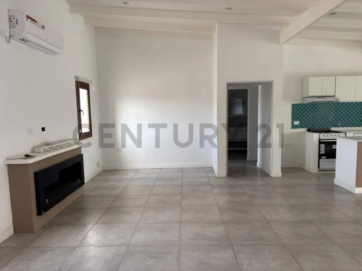 Casa a estrenar de 3 dormitorios y piscina en Barrio Ribera, City Bell 2