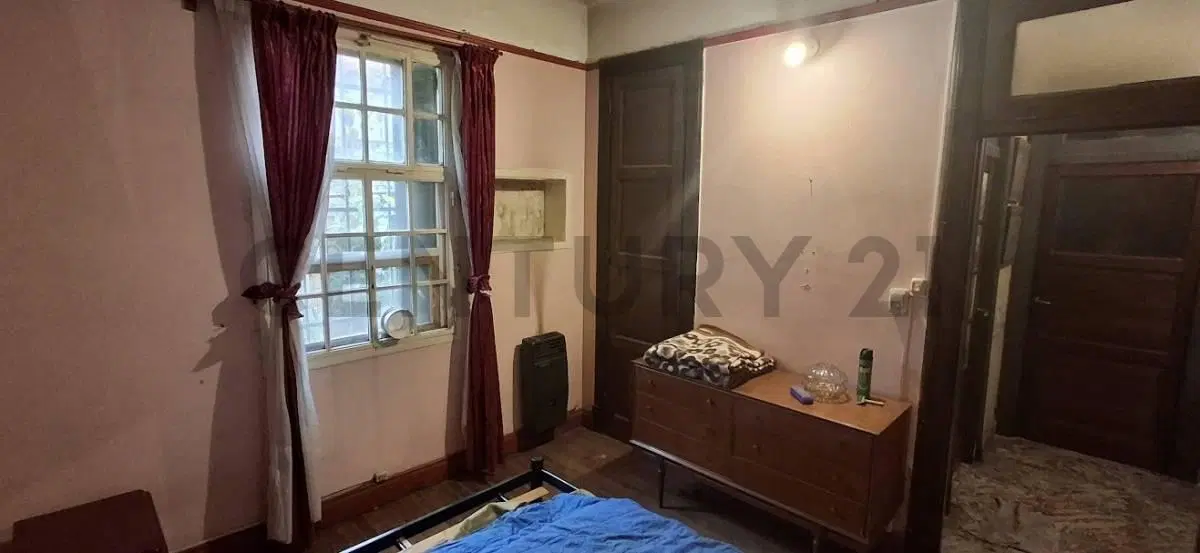 Venta de casa a reciclar, barrio YPF Ensenada. 5