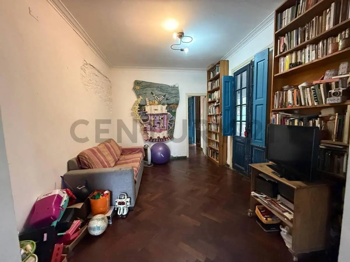 Casa en La Plata 4 dormitorios con jardín 4