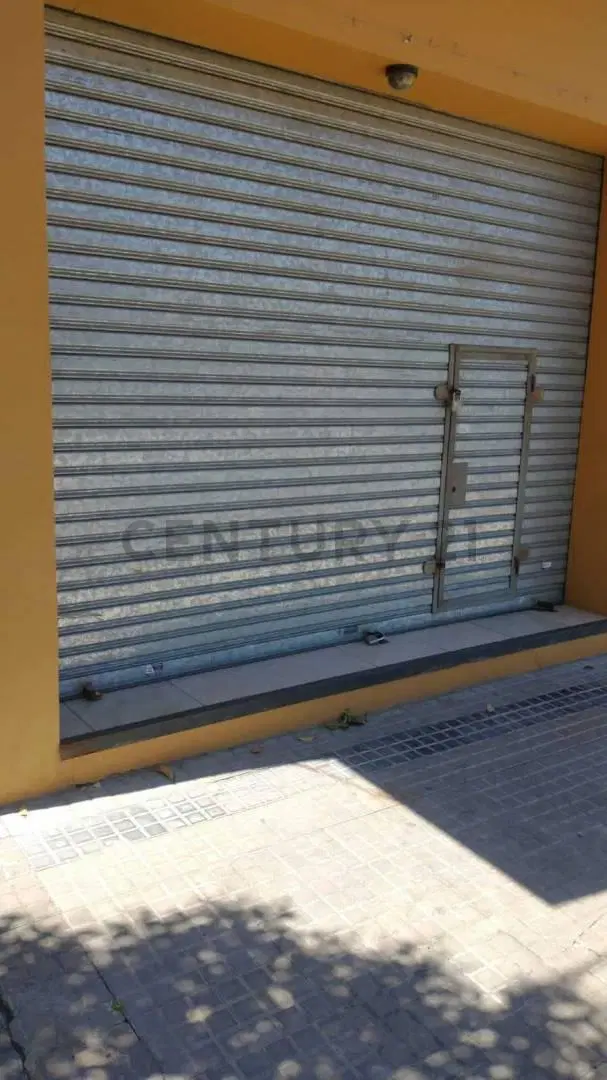 Local comercial venta en Los Hornos La Plata 5