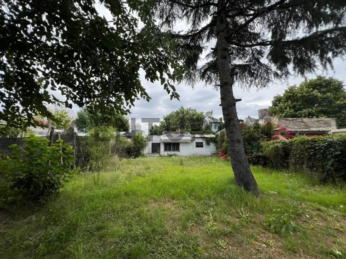 CASA A REFACCIONAR 2 DORMITORIOS LA PLATA 4