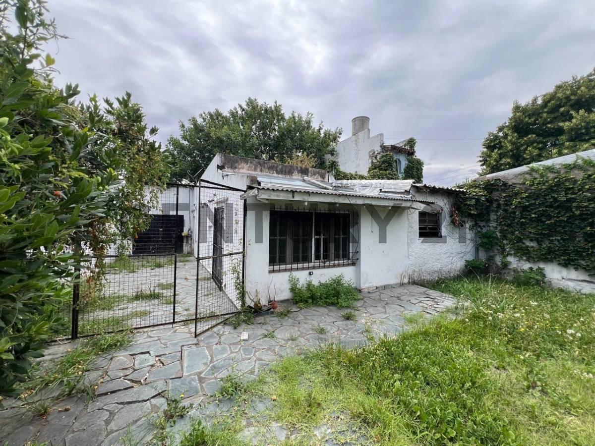 CASA A REFACCIONAR 2 DORMITORIOS LA PLATA