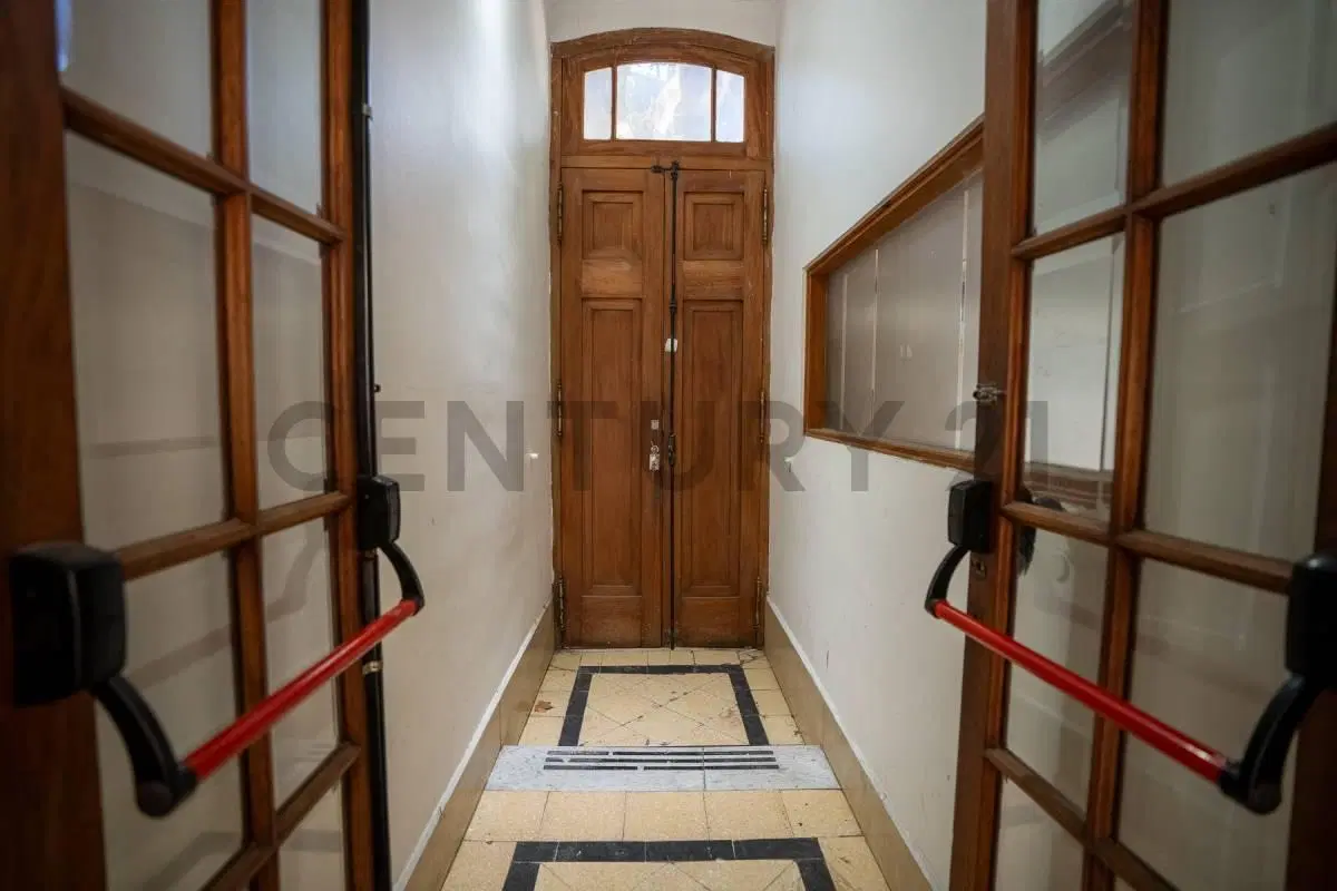 CASA EN ALQUILER en el casco de La Plata 2