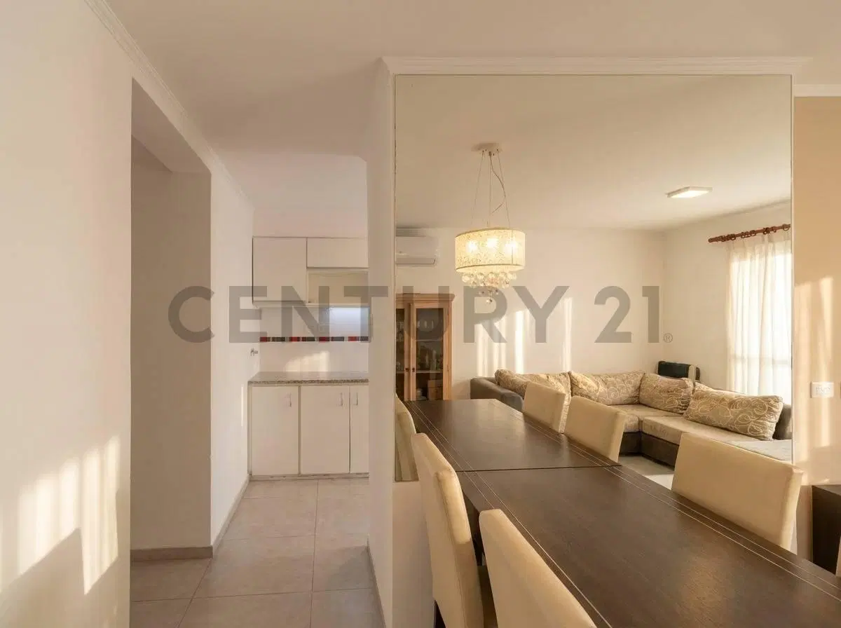 VENTA EN BLOCK 3 DEPARTAMENTOS Y COCHERAS 5