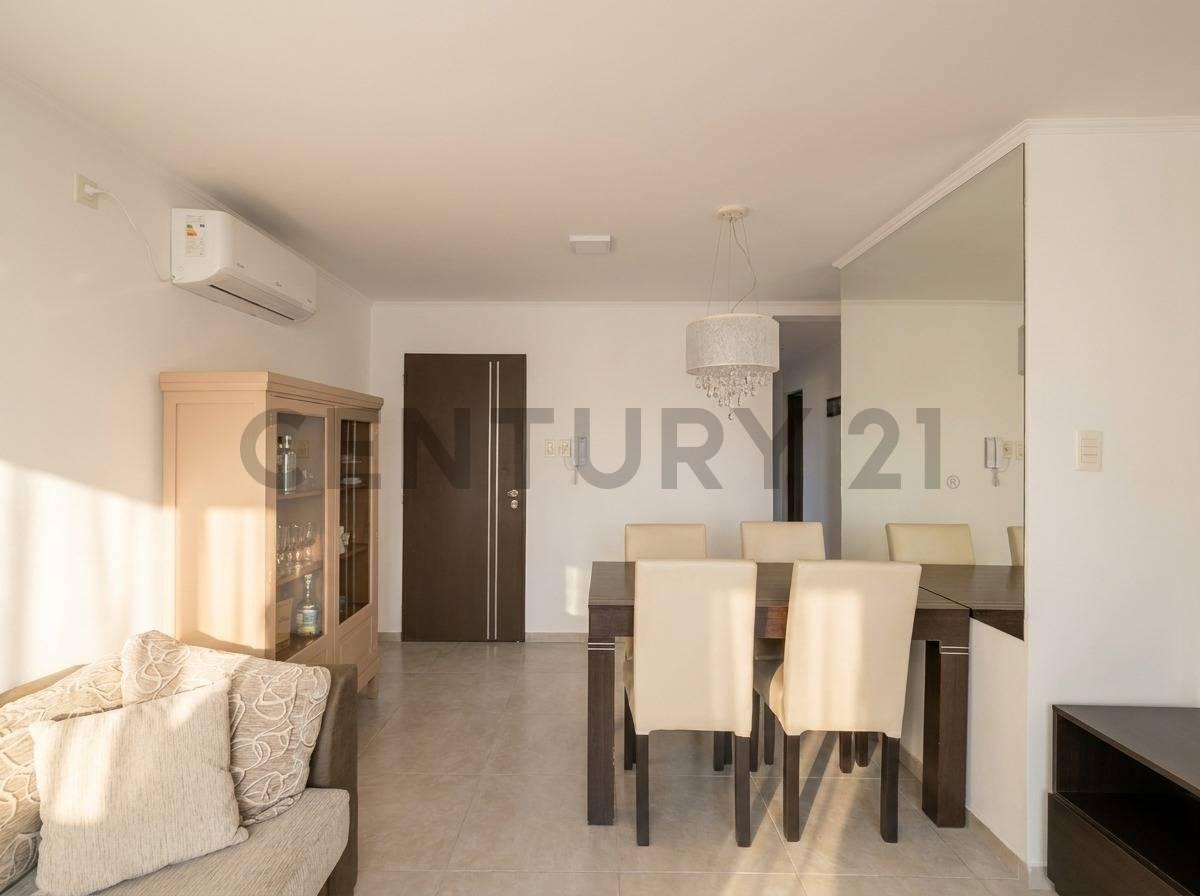 Foto de VENTA EN BLOCK 3 DEPARTAMENTOS Y COCHERAS, imagen 2