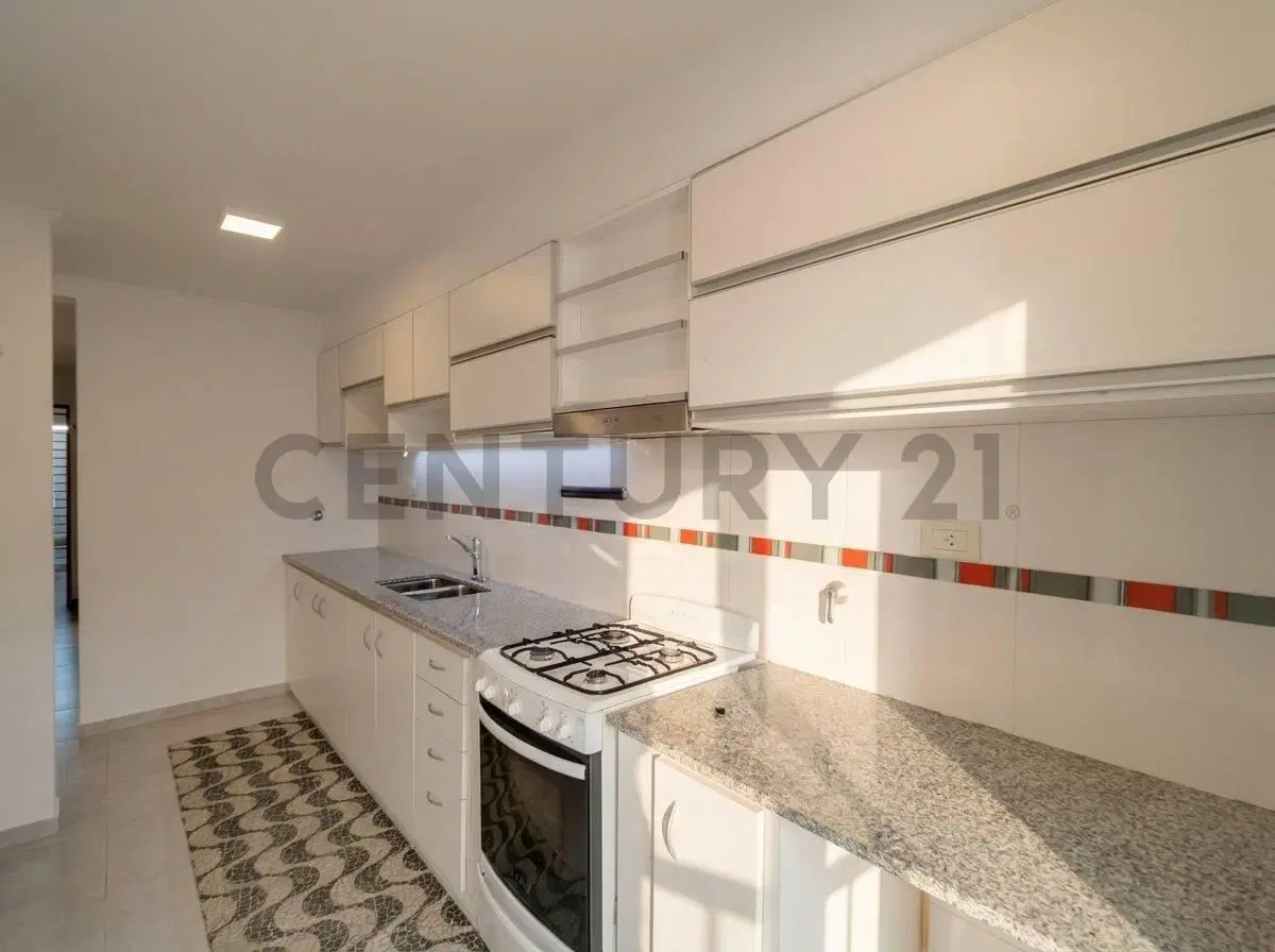 VENTA EN BLOCK 3 DEPARTAMENTOS Y COCHERAS 4