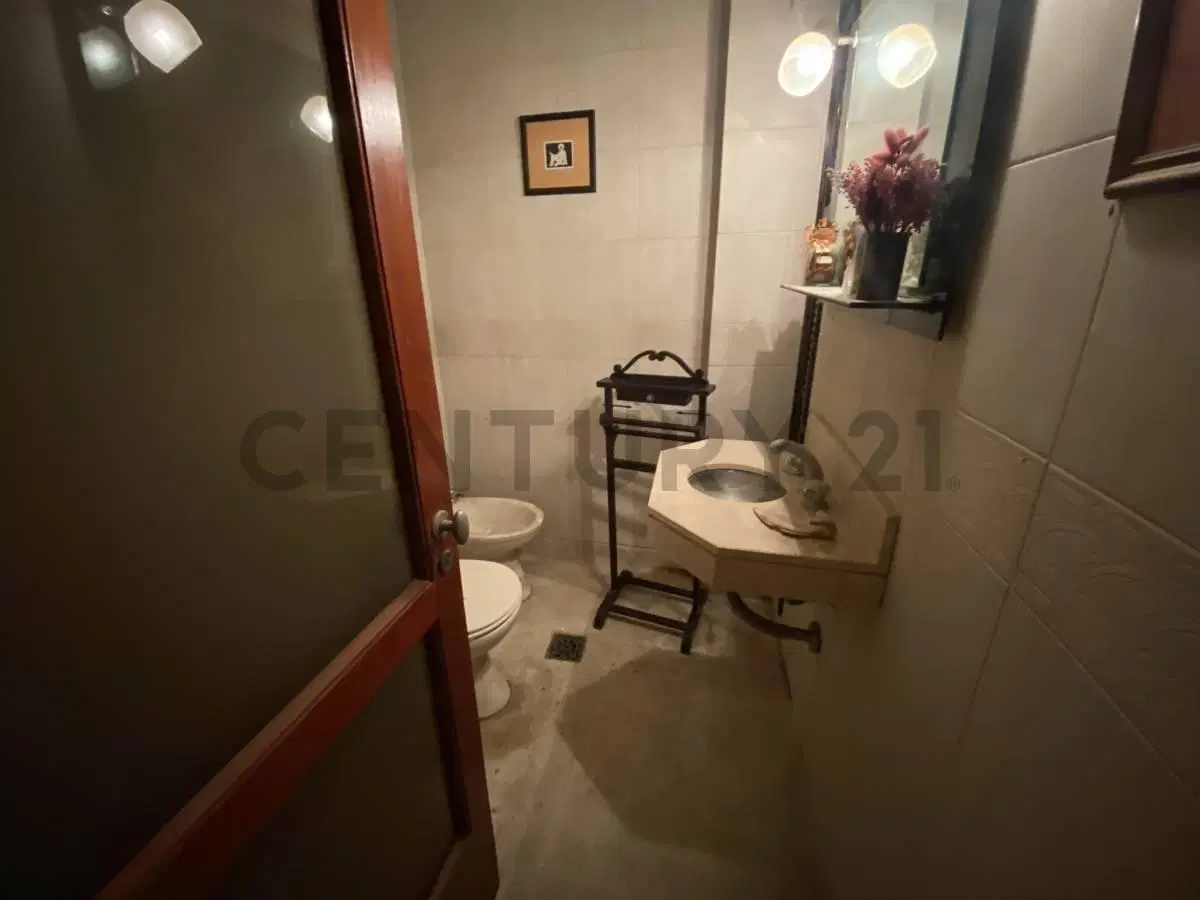 Casa en venta en Gonnet 5