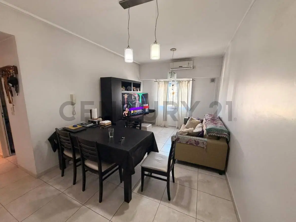 Departamento de 2 dormitorio en venta La Plata 5