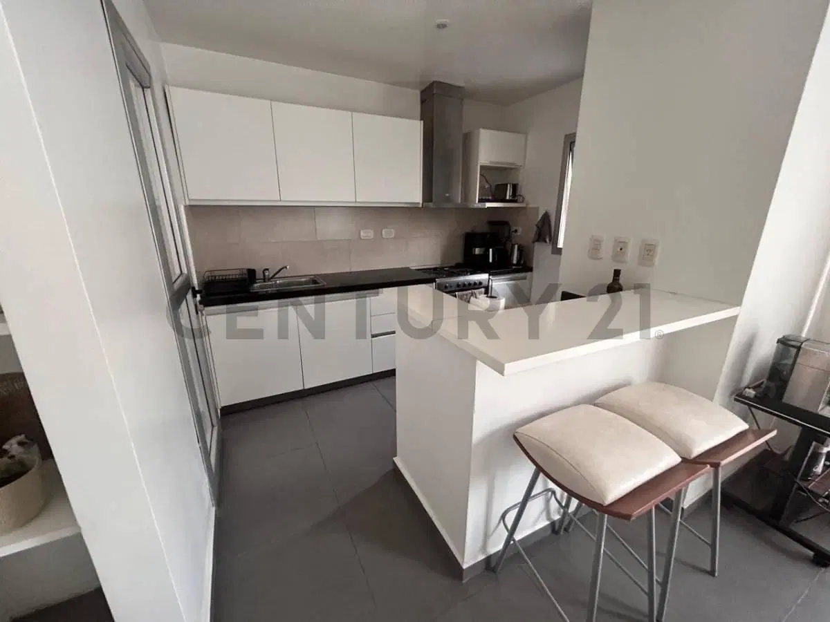 Venta Dúplex de 2 Dormitorios en Gonnet 2