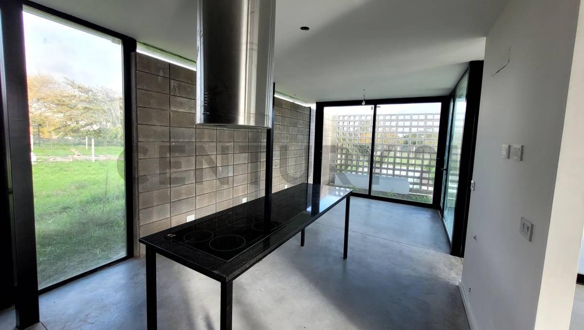 Foto de Venta de casa en City Bell La Plata Barrio La Clementina, imagen 1