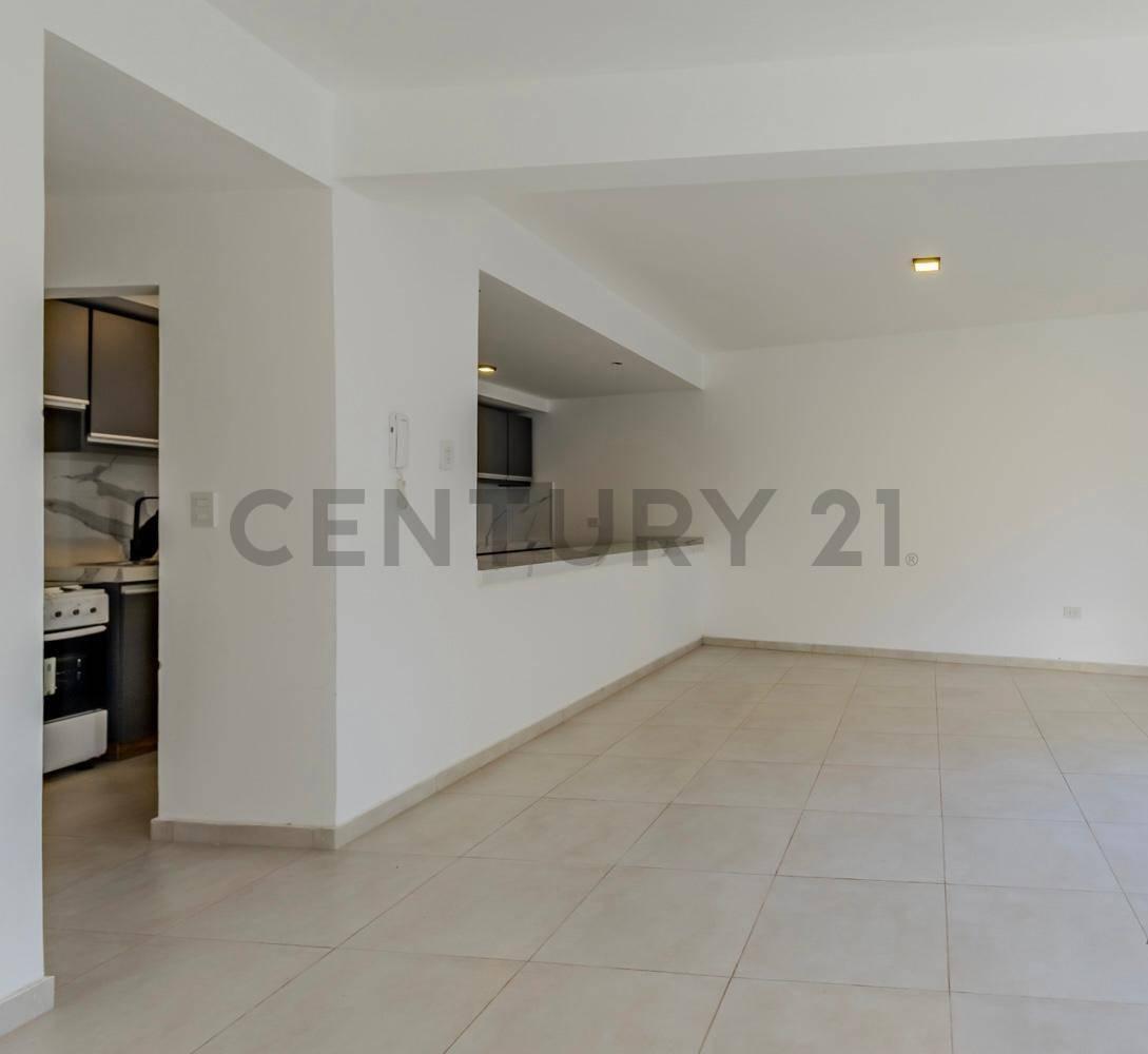 Foto de DEPARTAMENTO EN ALQUILER CITY BELL, imagen 4