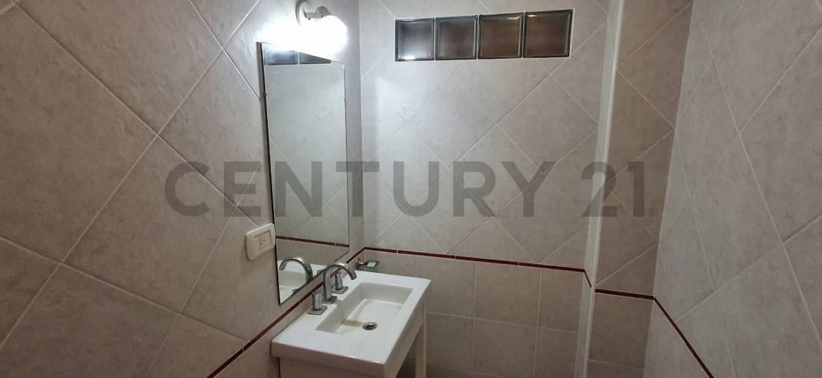 Foto de Casa en venta en Sicardi, 2 dormitorios., imagen 4