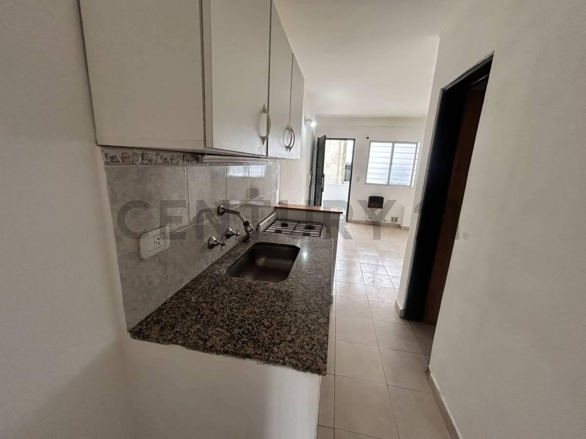 Foto de Alquiler de Departamento de 1 Dorm en La Plata, imagen 3