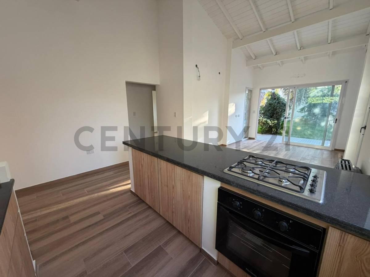 Foto de CASA EN VENTA GONNET UNA PLANTA. ENTRE CAMINOS, imagen 3