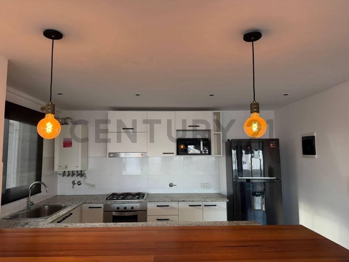 Foto de DEPARTAMENTO 3 DORMITORIOS EN VENTA CON COCHERA Y BAULERA LA PLATA, imagen 5