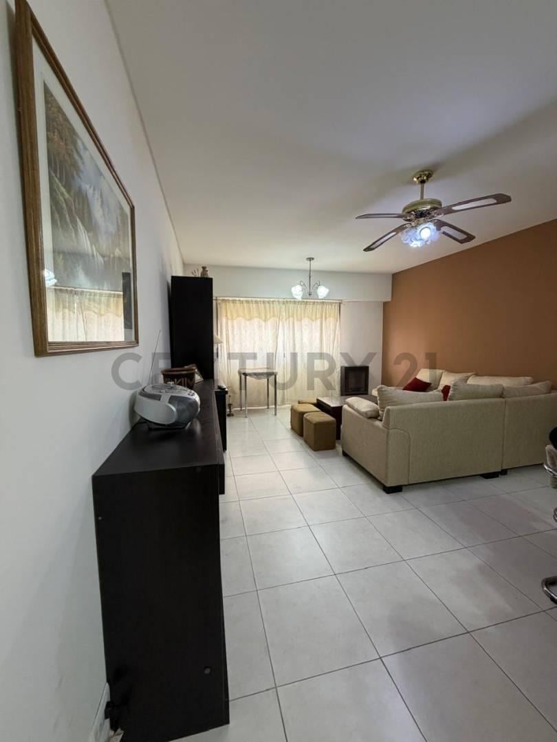 Foto de DEPARTAMENTO EN VENTA EN MAR DEL PLATA CON COCHERA, imagen 3