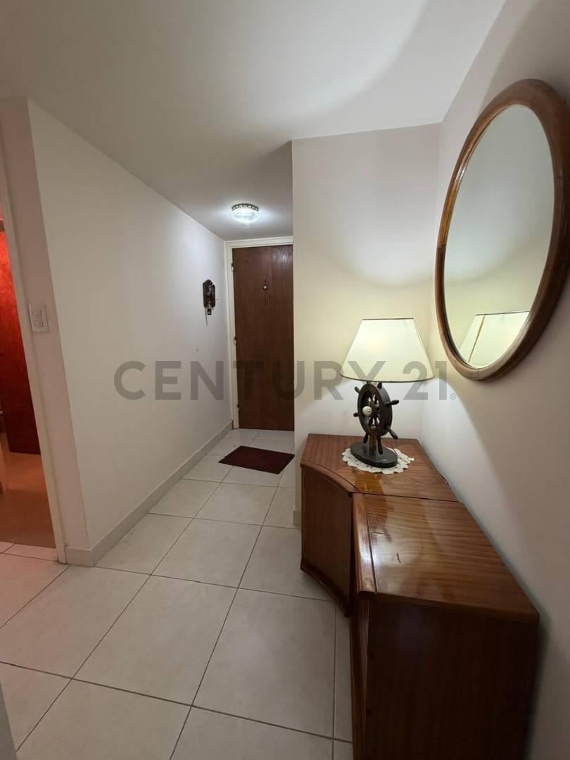 Foto de DEPARTAMENTO EN VENTA EN MAR DEL PLATA CON COCHERA, imagen 1