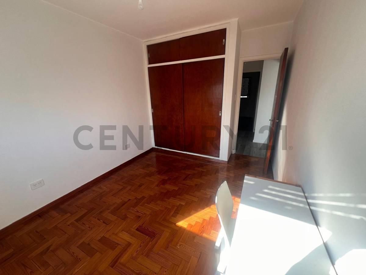 Foto de Departamento en alquiler de 2 dormitorios La Plata, imagen 5