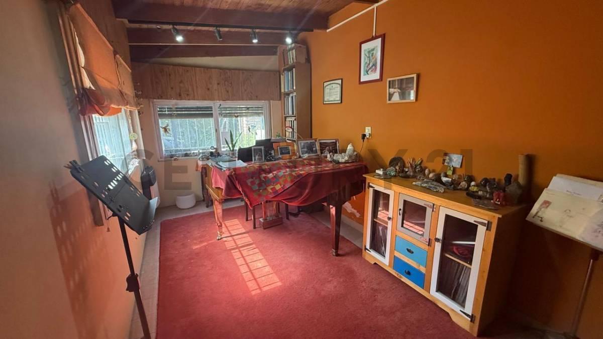 Foto de Casa de 3 Dormitorios en Villa Castells. APTA BANCO, imagen 2