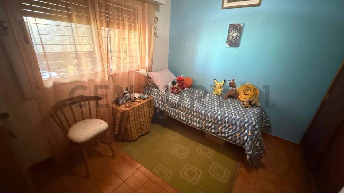 Foto de Casa de 3 Dormitorios en Villa Castells. APTA BANCO, imagen 4