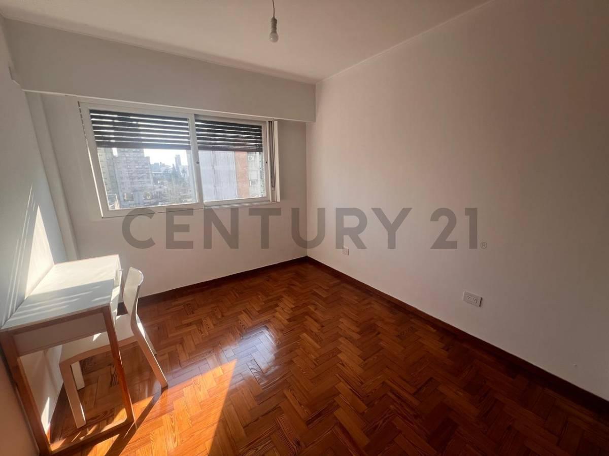 Foto de Departamento en alquiler de 2 dormitorios La Plata, imagen 4