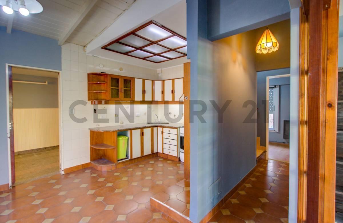 Foto de CASA EN VENTA - MANUEL B GONNET, imagen 1