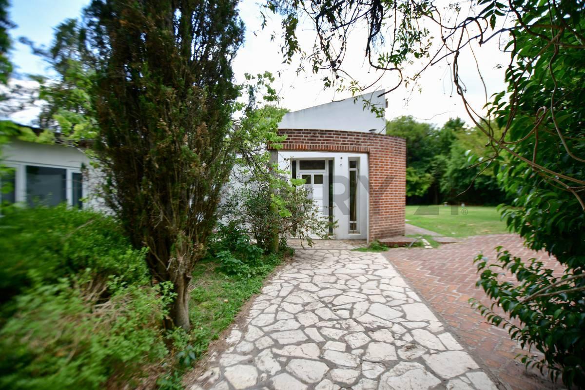 Foto de CASA A LA VENTA EN VILLA ELISA - LOTE 3750m2, imagen 4