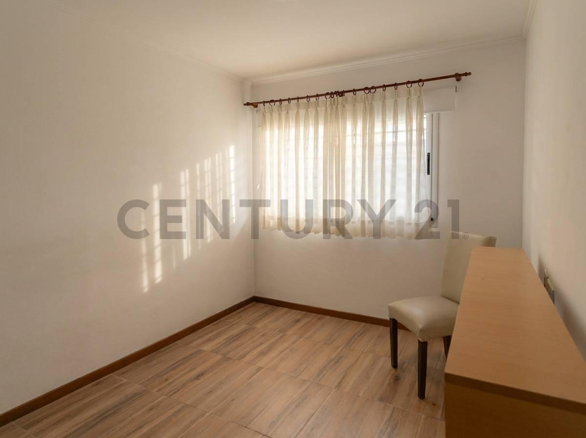 Foto de VENTA EN BLOCK 3 DEPARTAMENTOS Y COCHERAS, imagen 4