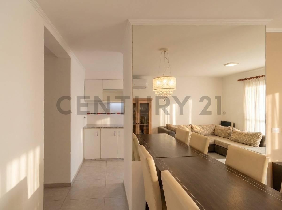 Foto de VENTA EN BLOCK 3 DEPARTAMENTOS Y COCHERAS, imagen 2