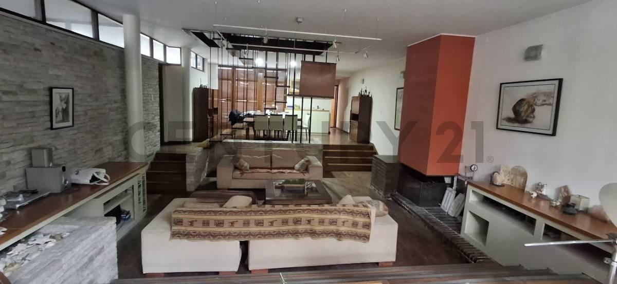 Foto de Casa en venta, con jardín y terraza Barrio Norte, 4 habitaciones, 3, imagen 5