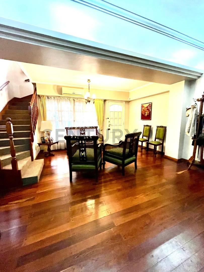 Foto de Casa en venta La Plata 4 dormitorios, imagen 3