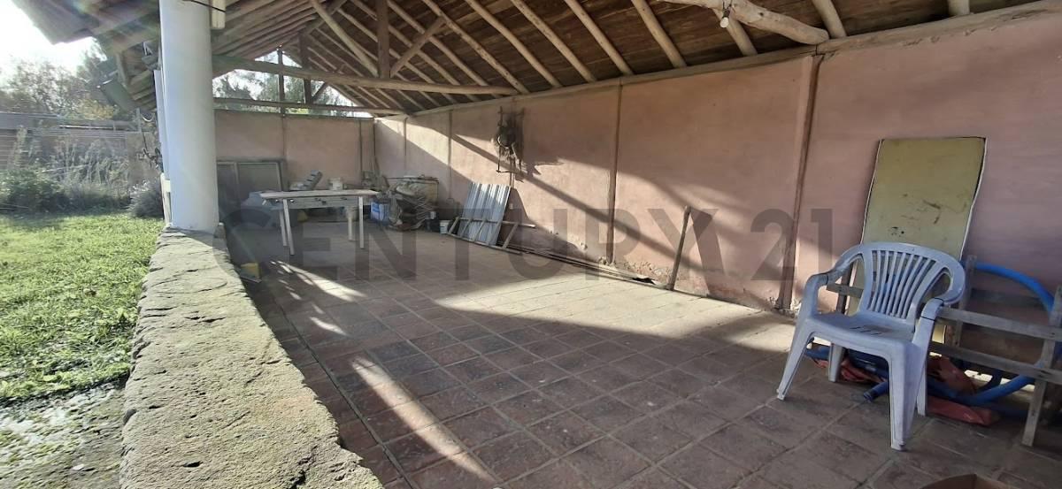 Foto de Casa quinta con quincho y pileta. San Vicente, imagen 3