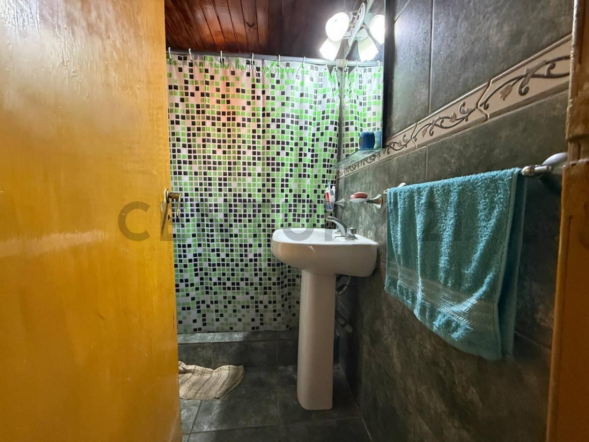 Foto de Casa en venta 2 dormitorios, garage, jardin en Villa Elvira, imagen 5