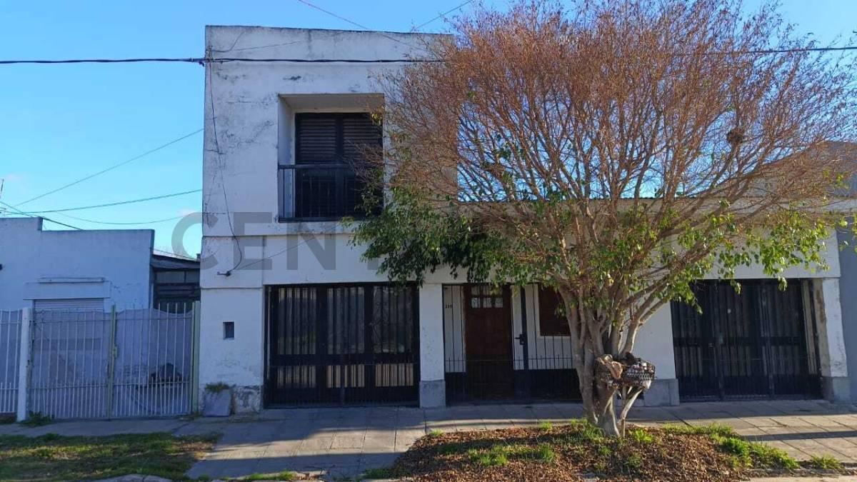 Foto de CASA EN VENTA LA PLATA A REFACCIONAR, imagen 4