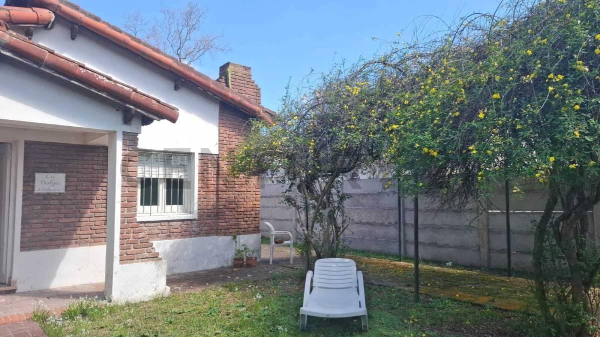 Foto de CASA VENTA EN M.B. GONNET, imagen 2