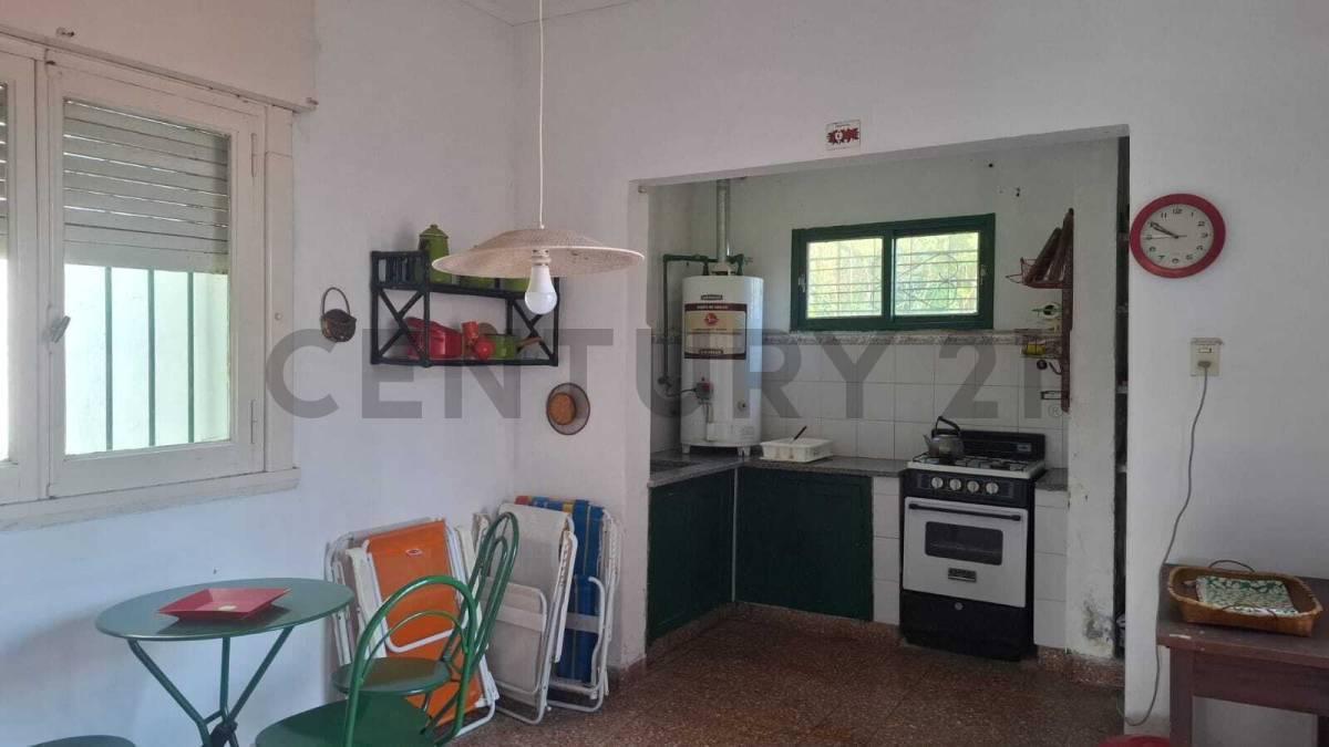Foto de CASA VENTA EN M.B. GONNET, imagen 3