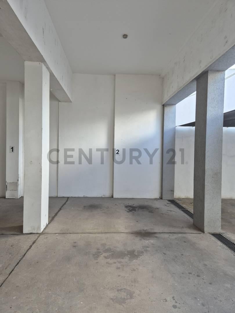 Foto de Cochera en Venta en La Plata, imagen 4