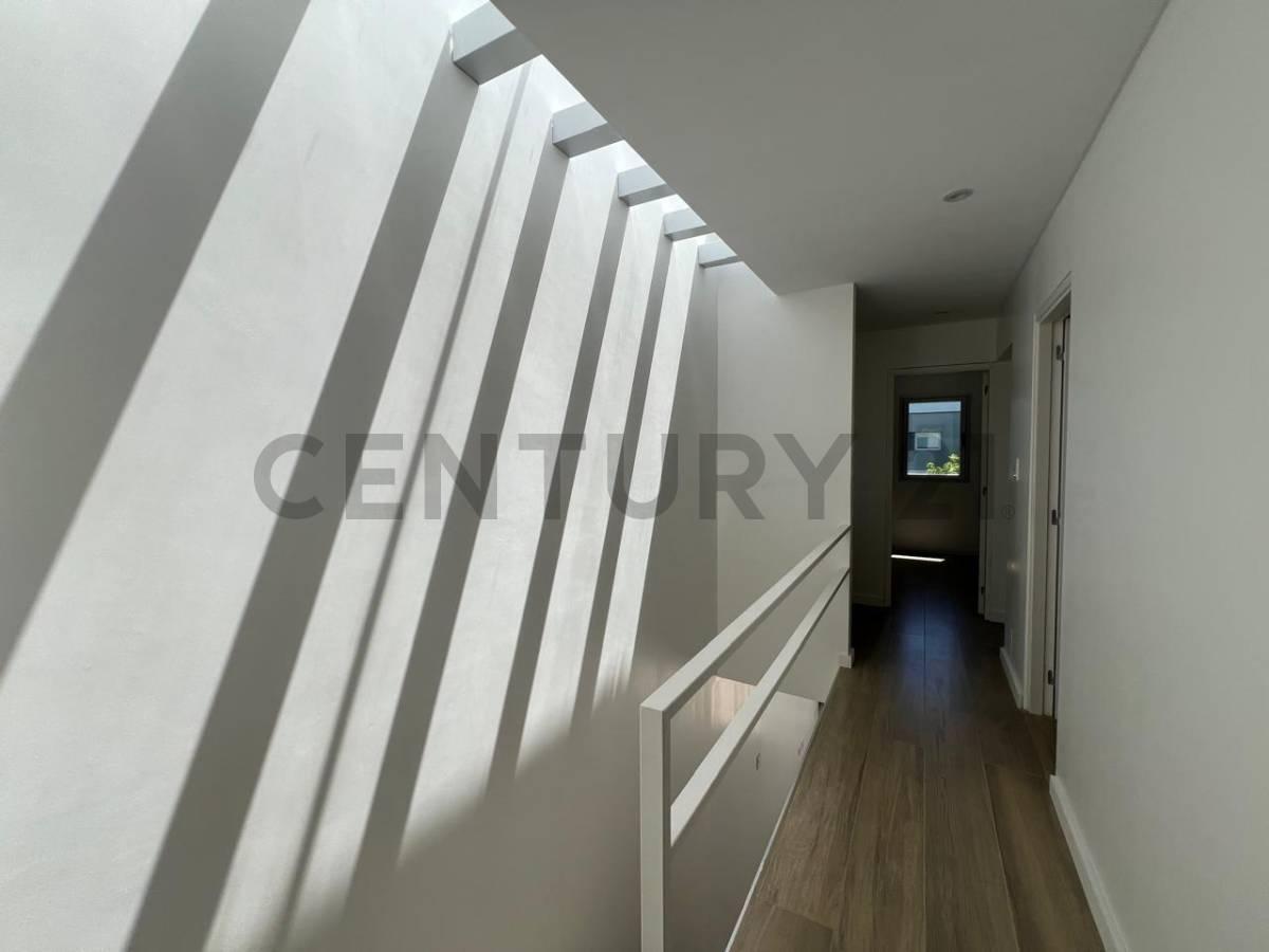 Foto de Casa en venta a estrenar de 3 Dormitorios en City Bell, imagen 2