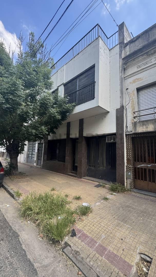 Foto de Casa a demoler en venta, La Plata, imagen 2