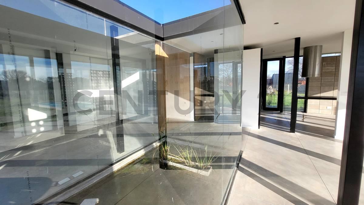 Foto de Venta de casa en City Bell La Plata Barrio La Clementina, imagen 2