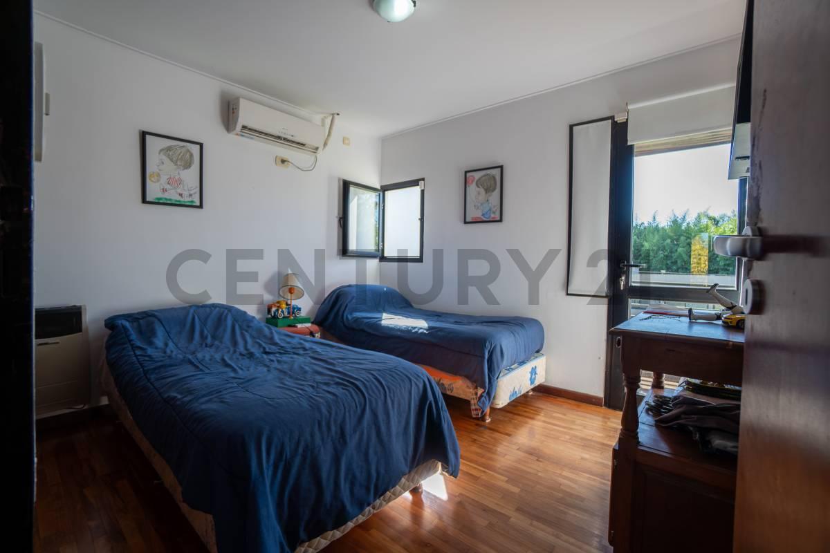 Foto de Casas en venta en City bell, 3 dormitorios con pileta, imagen 5