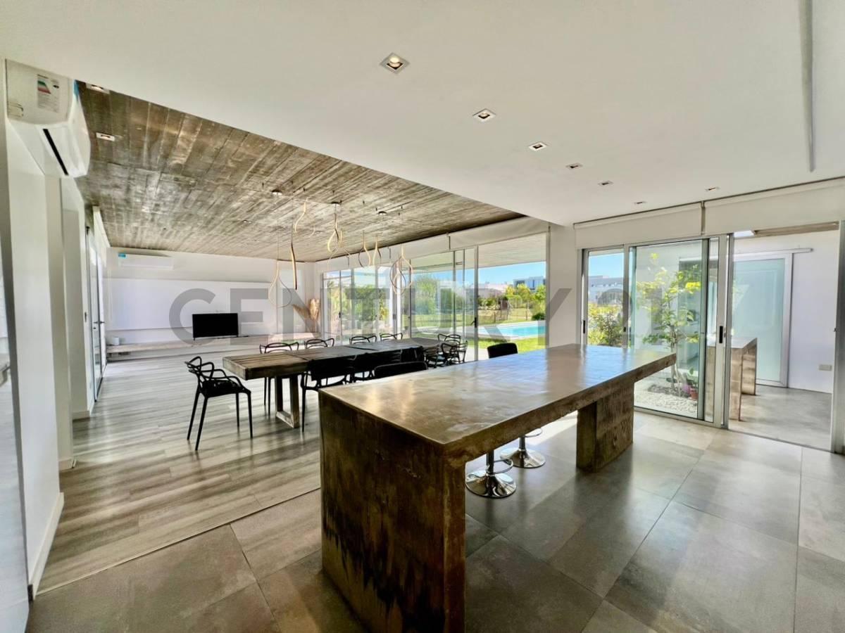 Foto de COUNTRY LOMAS DE CITY BELL CASA EN VENTA, imagen 1