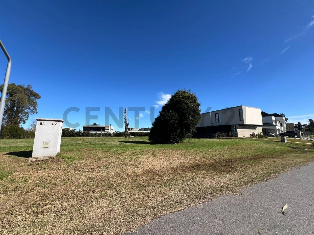 Foto de LOTE EN VENTA EN COUNTRY GREENVILLE, imagen 1