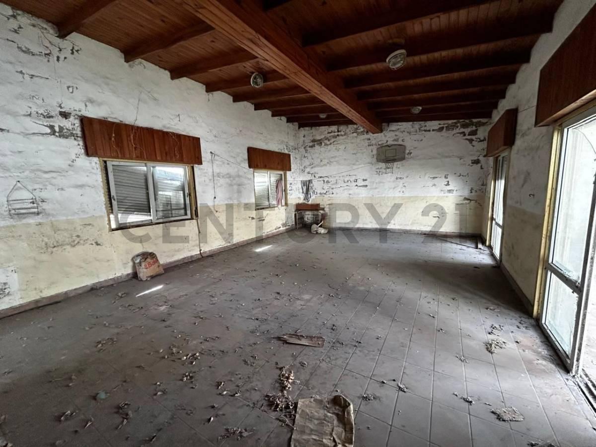Foto de Venta de Casa de 5 Dorm en Ensenada - Oportunidad Comercial!, imagen 2