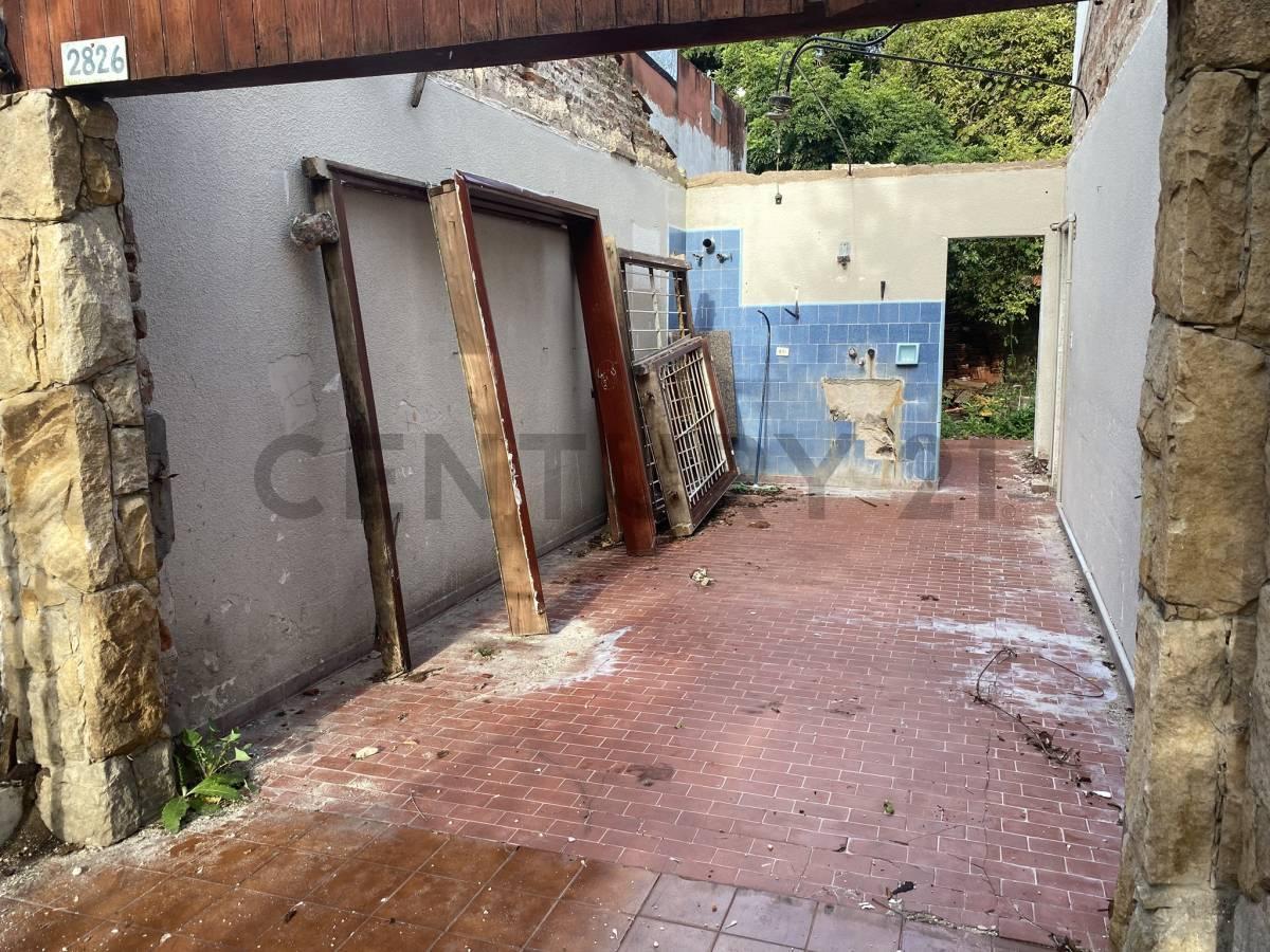 Foto de Oportunidad: Lote con estructura a reciclar en venta – City Bell, imagen 5