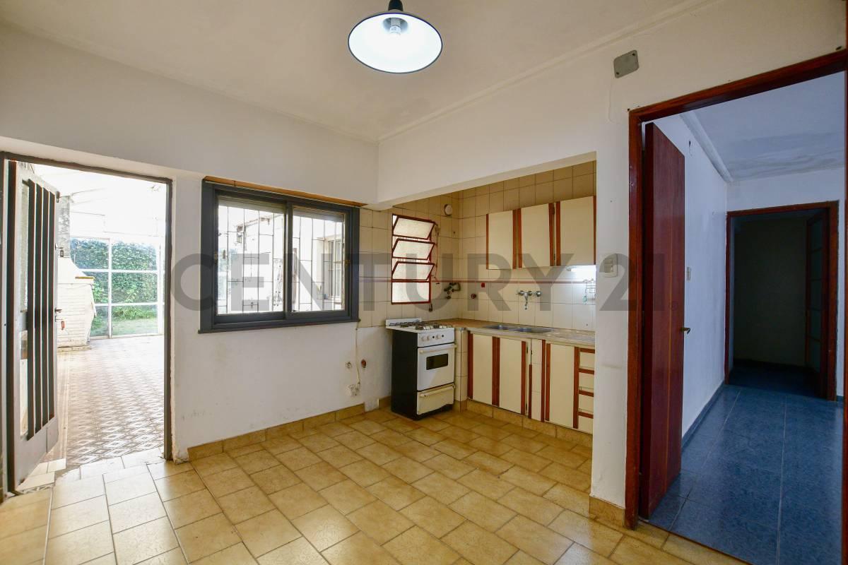 Foto de VENTA CASA 3 DORMITORIOS LA PLATA 190M2, imagen 4