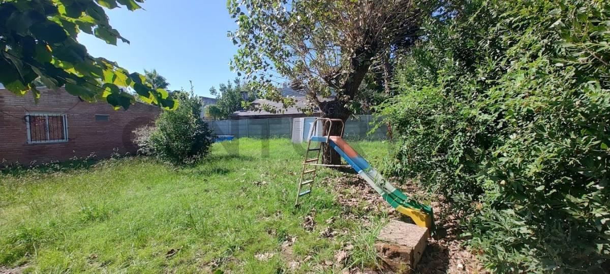 Foto de VENTA LOTE EN GONNET, imagen 1